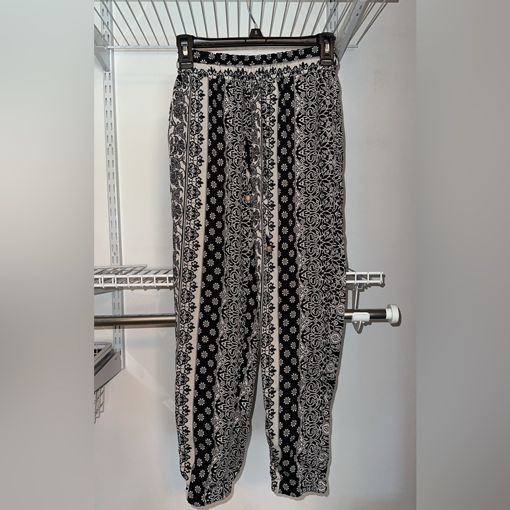 Juniors size XS Rewind dress pant’s.